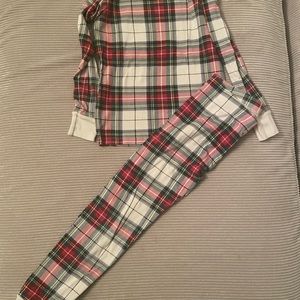 GAP kids size 10 Holiday pajama set for boys or girls